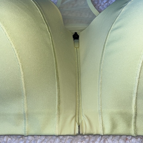 Adidas X IVY PARK IVP Zip Front Medium Impact Sports Bra Yellow Tint 4X - Picture 6 of 9